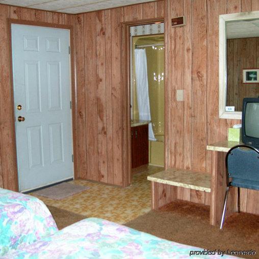 Little River Motel Saint Regis St. Regis Room photo